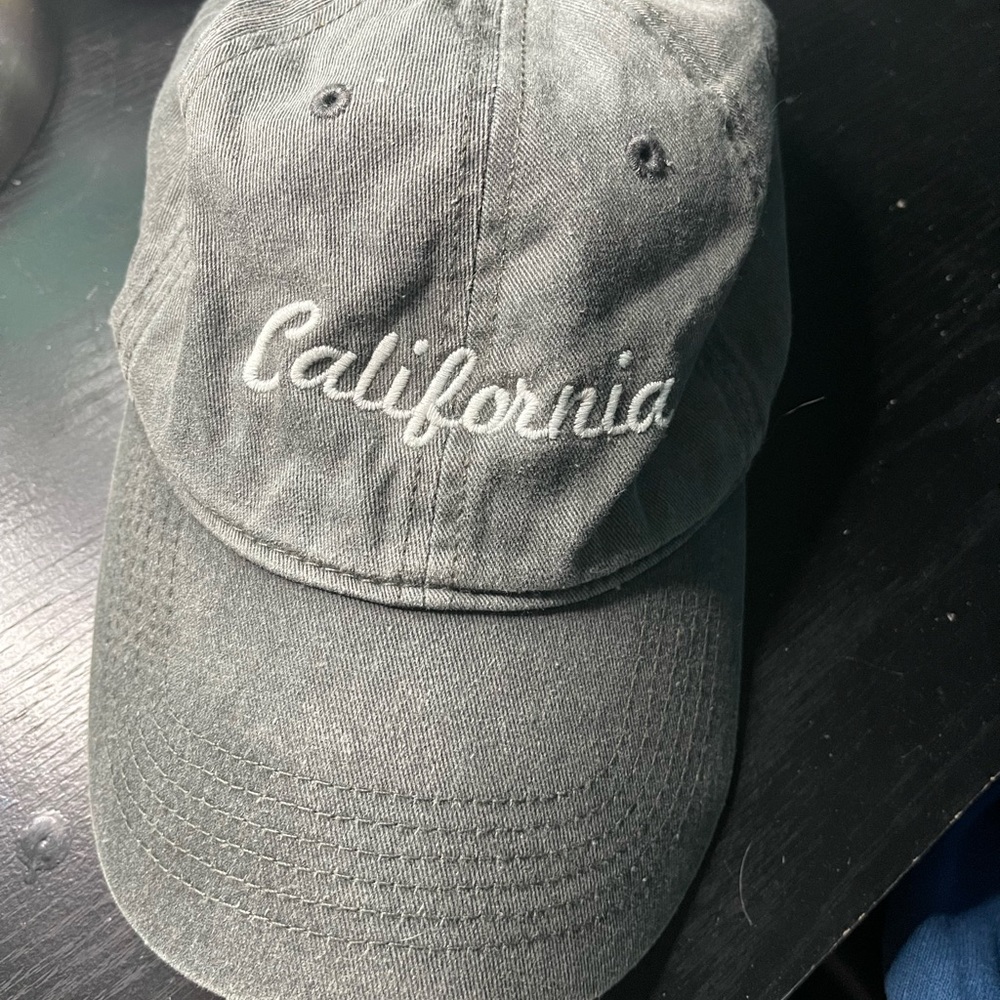 California adjustable baseball cap